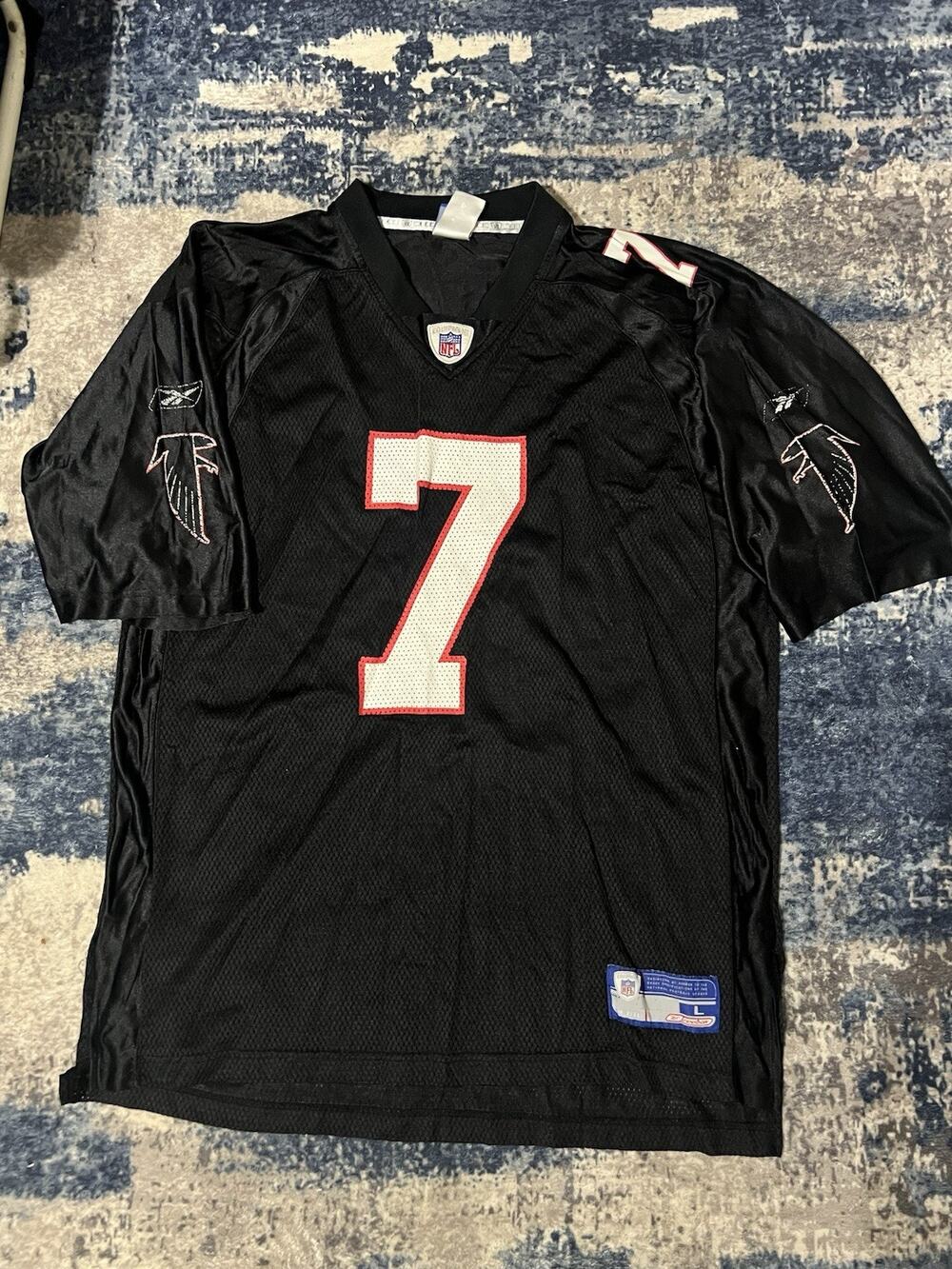 Size L-VTG Atlanta Falcons Michael Vick #7 Jersey Reebok Black Screen Print Home